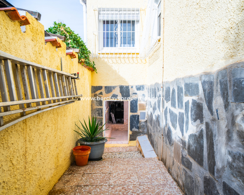 Resale - Fristaende Villa  - Urb. La Marina