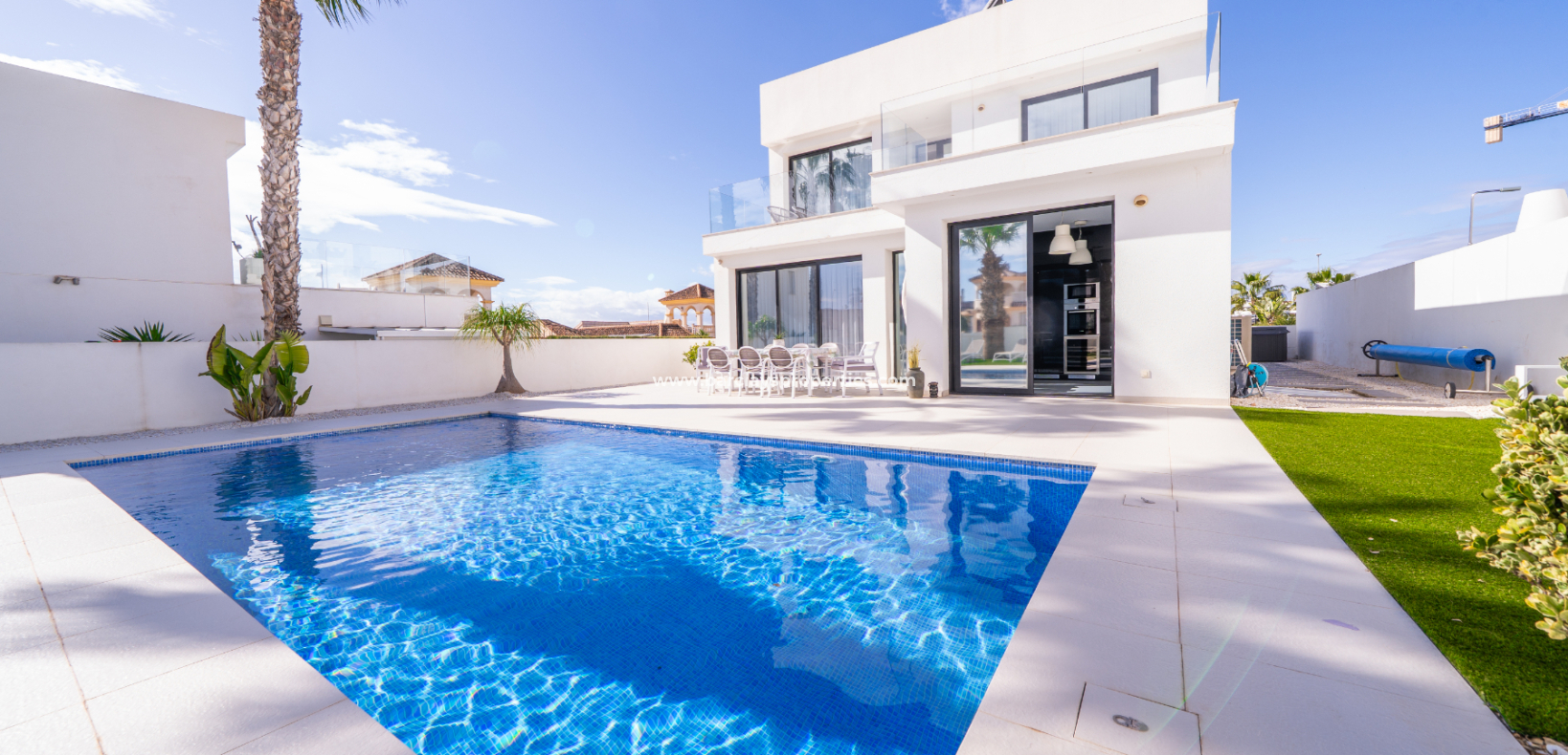 Resale - Fristaende Villa  - Urb. La Marina