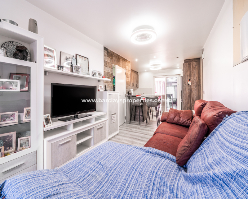 Resale - Fristaende Villa  - Urb. La Marina