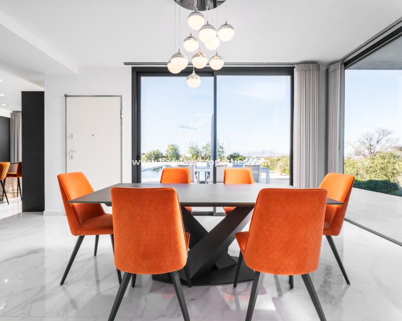 Resale - Fristaende Villa  - Urb. La Marina