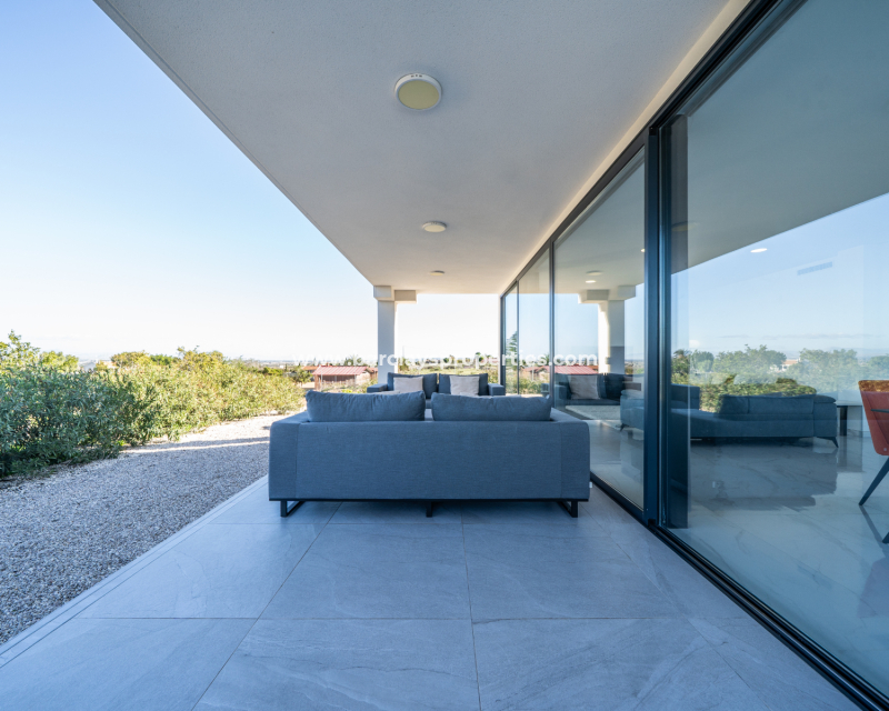 Resale - Fristaende Villa  - Urb. La Marina