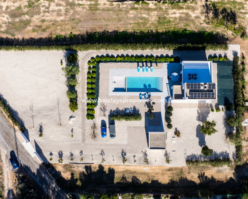 Resale - Fristaende Villa  - Urb. La Marina