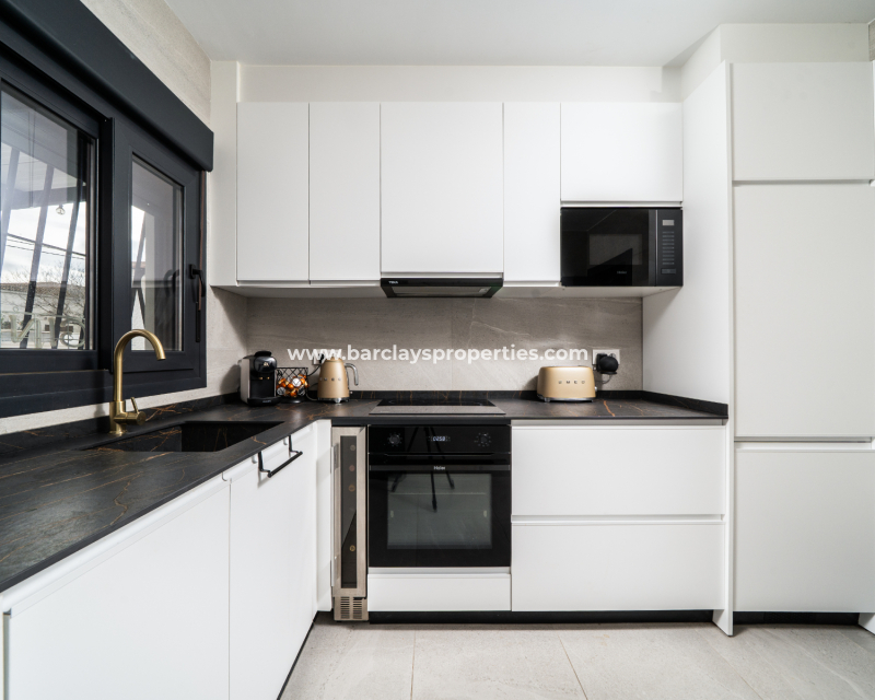 Resale - Fristaende Villa  - Urb. La Marina