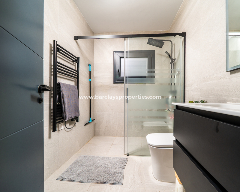 Resale - Fristaende Villa  - Urb. La Marina