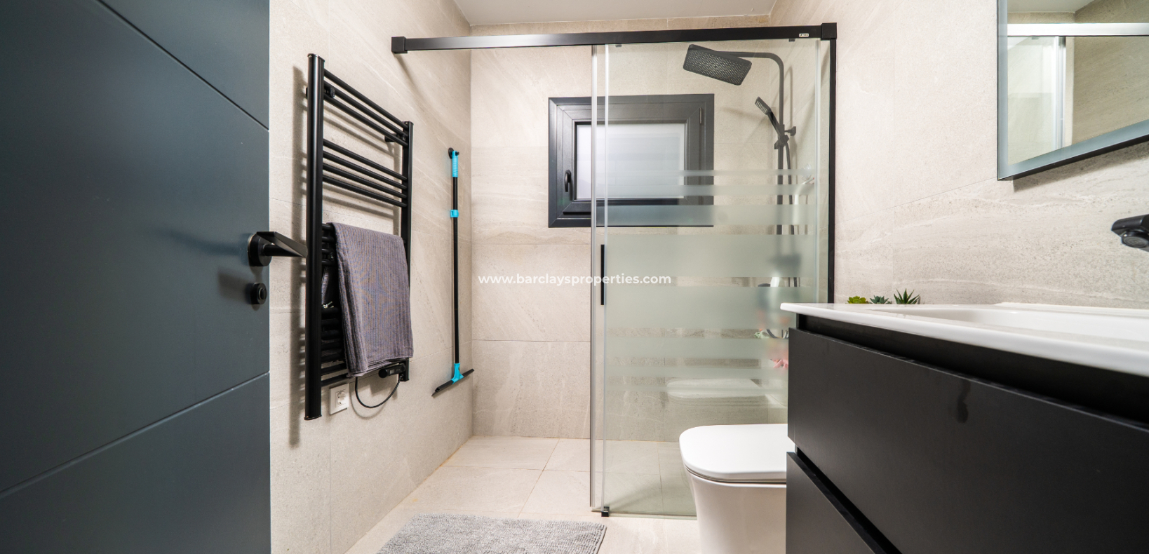 Resale - Fristaende Villa  - Urb. La Marina