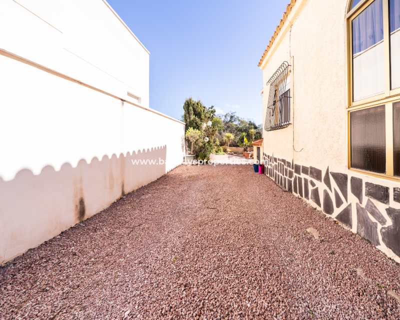 Resale - Fristaende Villa  - Urb. La Marina