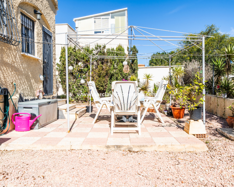 Resale - Fristaende Villa  - Urb. La Marina