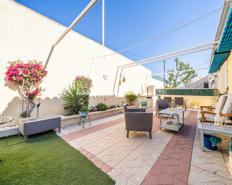 Resale - Fristaende Villa  - Urb. La Marina