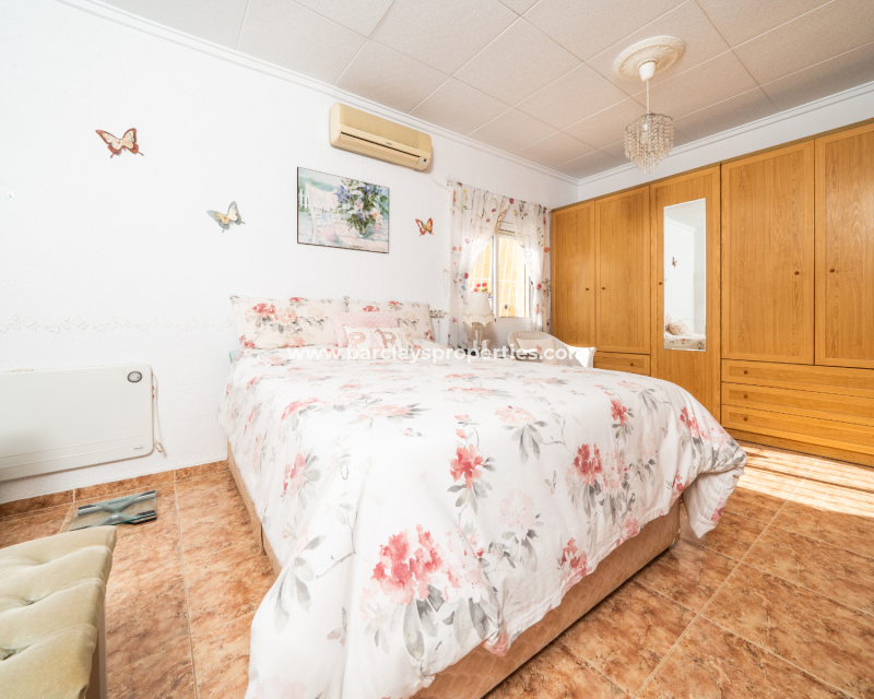 Resale - Fristaende Villa  - Urb. La Marina