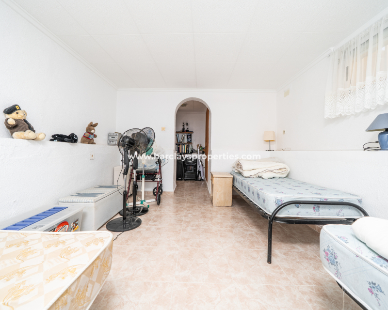 Resale - Fristaende Villa  - Urb. La Marina