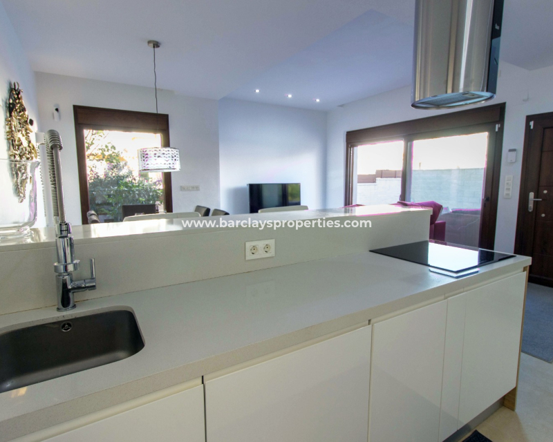 Resale - Fristaende Villa  - Urb. La Marina