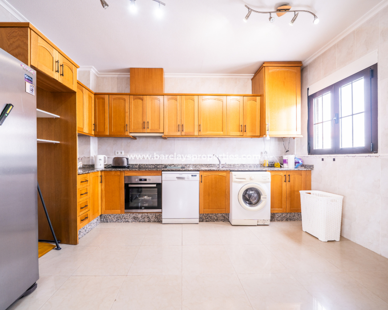 Resale - Fristaende Villa  - Urb. La Marina