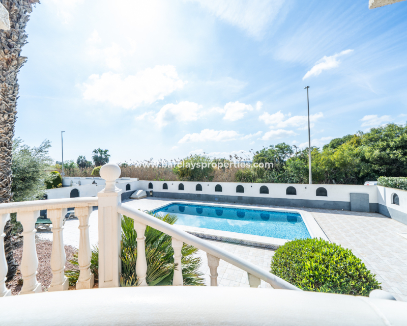 Resale - Fristaende Villa  - Urb. La Marina