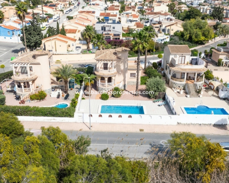 Resale - Fristaende Villa  - Urb. La Marina