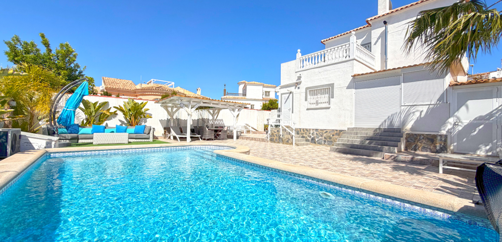 Resale - Fristaende Villa  - Urb. La Marina