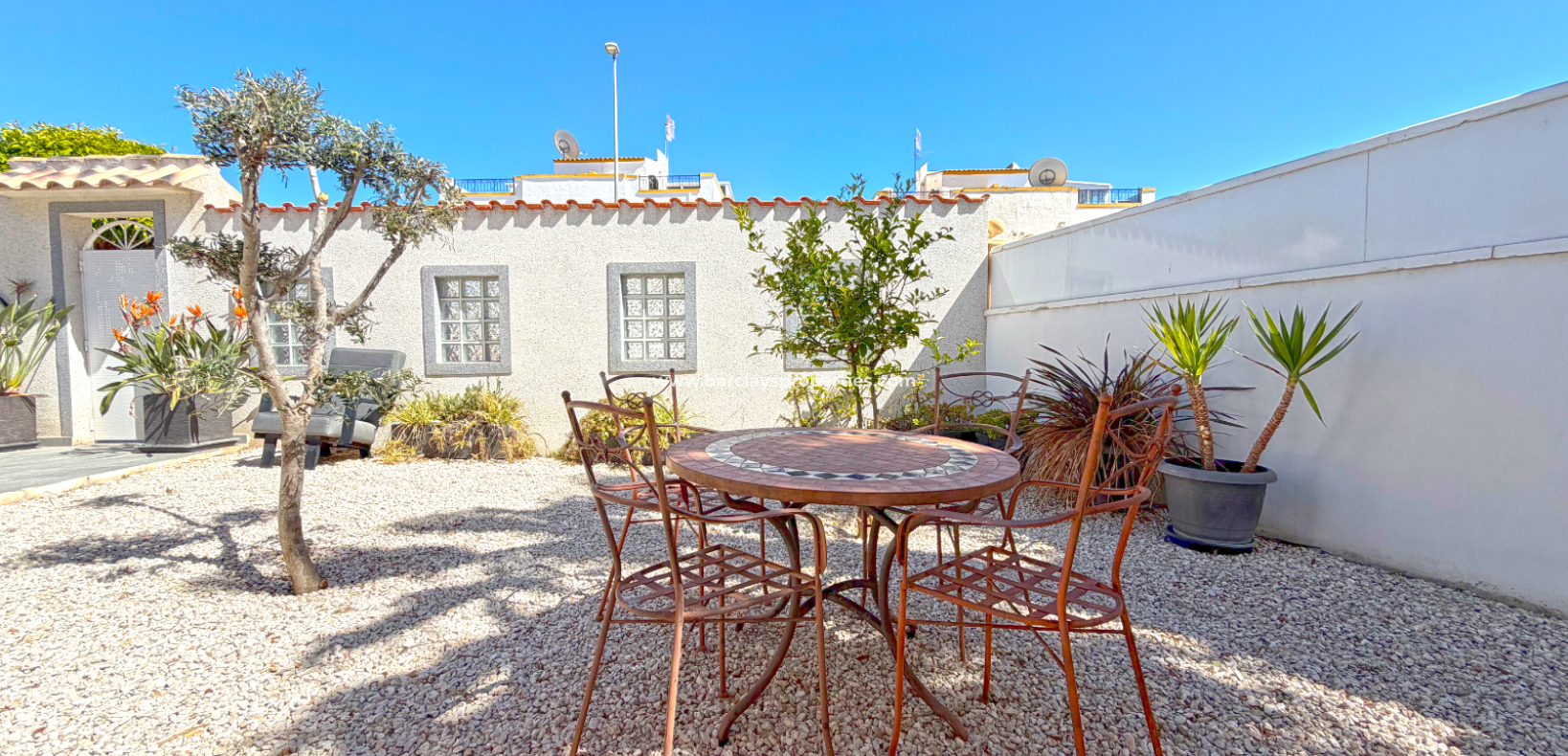 Resale - Fristaende Villa  - Urb. La Marina