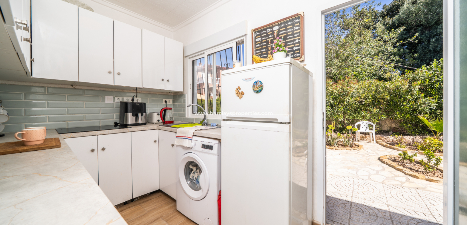 Resale - Fristaende Villa  - Urb. La Marina