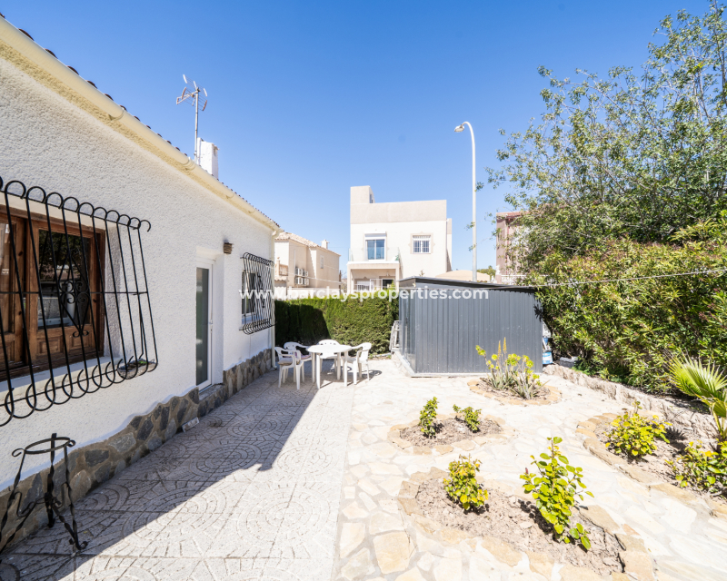 Resale - Fristaende Villa  - Urb. La Marina