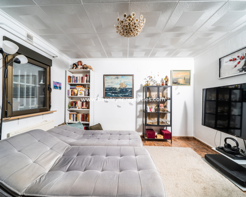 Resale - Fristaende Villa  - Urb. La Marina