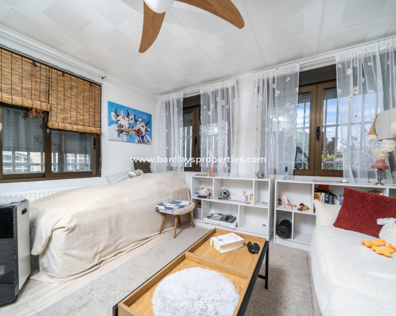 Resale - Fristaende Villa  - Urb. La Marina