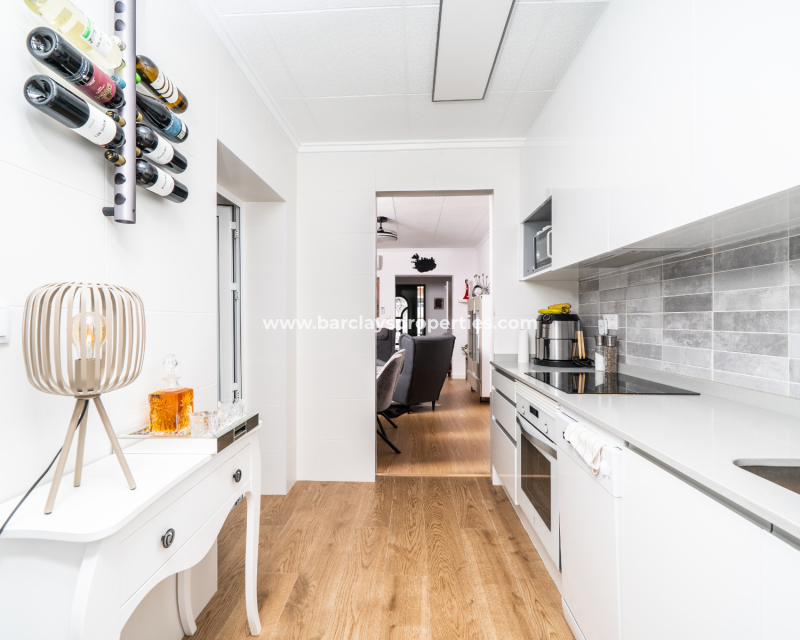 Resale - Fristaende Villa  - Urb. La Marina