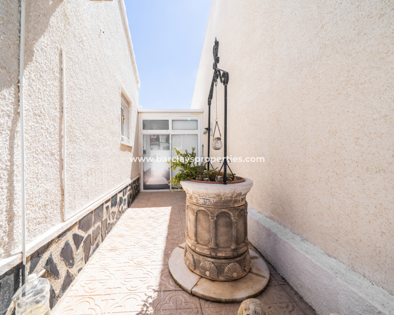 Resale - Fristaende Villa  - Urb. La Marina