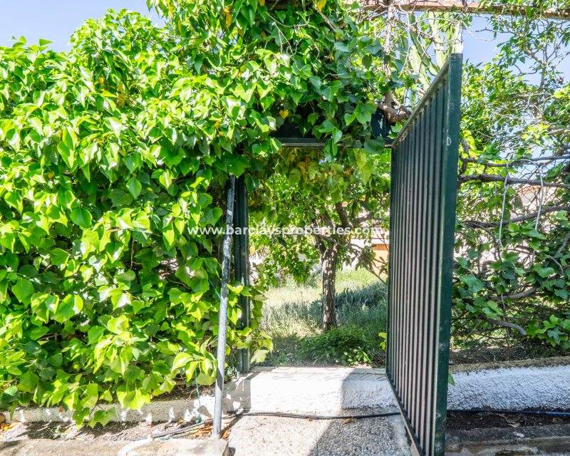 Resale - Fristaende Villa  - Urb. La Marina