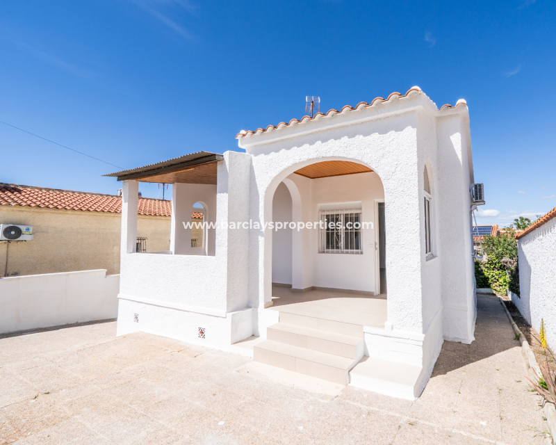 Resale - Fristaende Villa  - Urb. La Marina