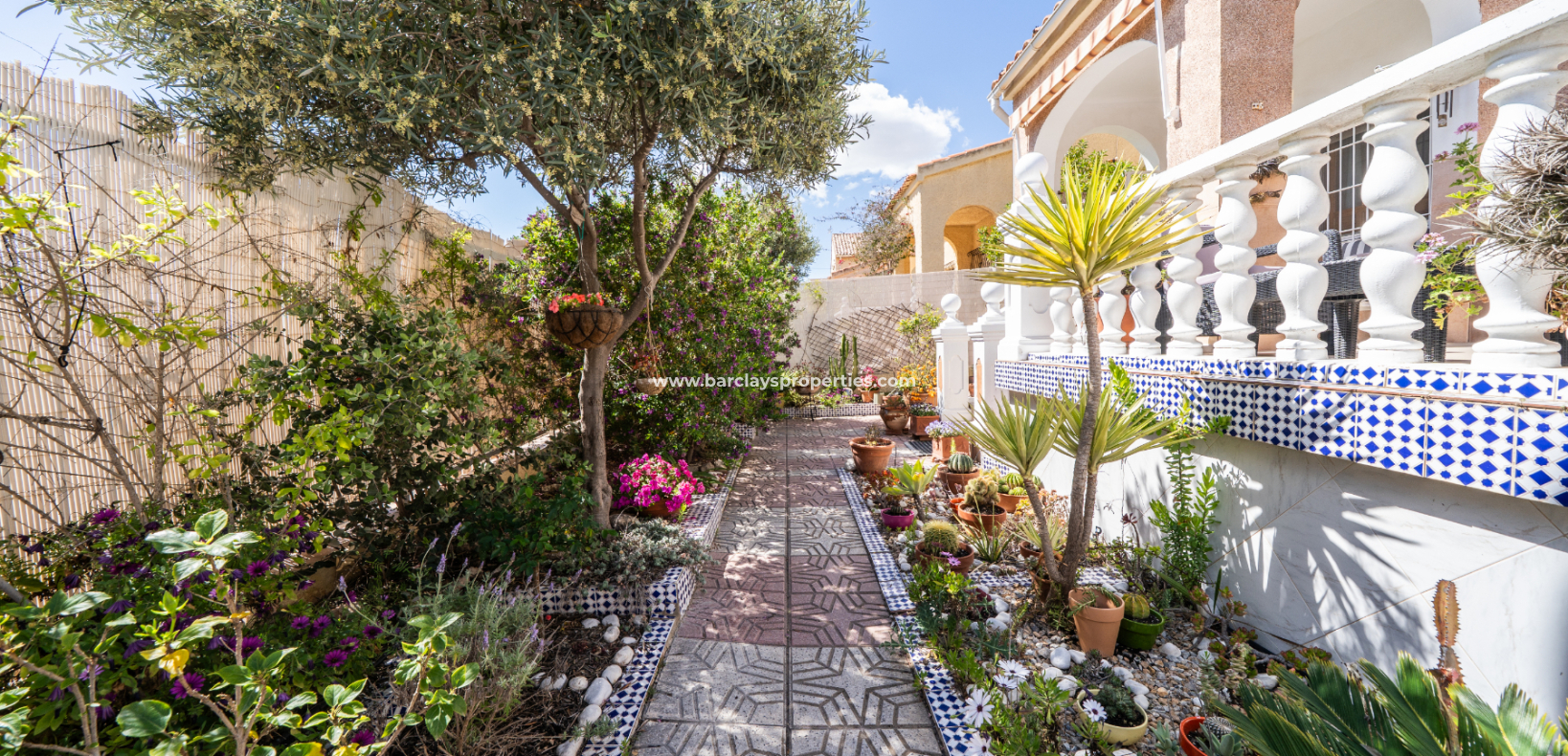 Resale - Fristaende Villa  - Urb. La Marina