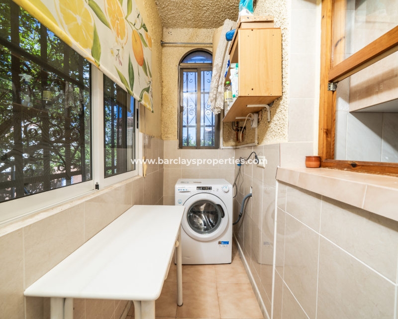 Resale - Fristaende Villa  - Urb. La Marina