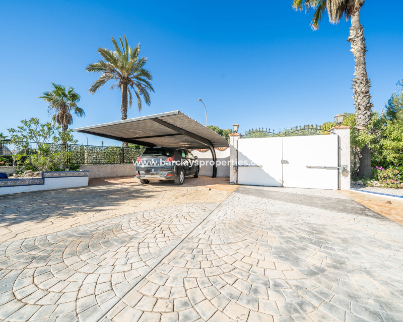 Resale - Fristaende Villa  - Urb. La Marina