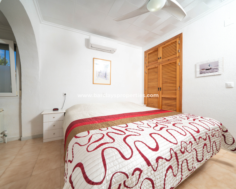 Resale - Fristaende Villa  - Urb. La Marina