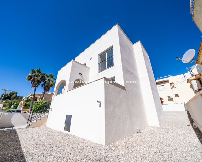 Resale - Fristaende Villa  - Urb. La Marina