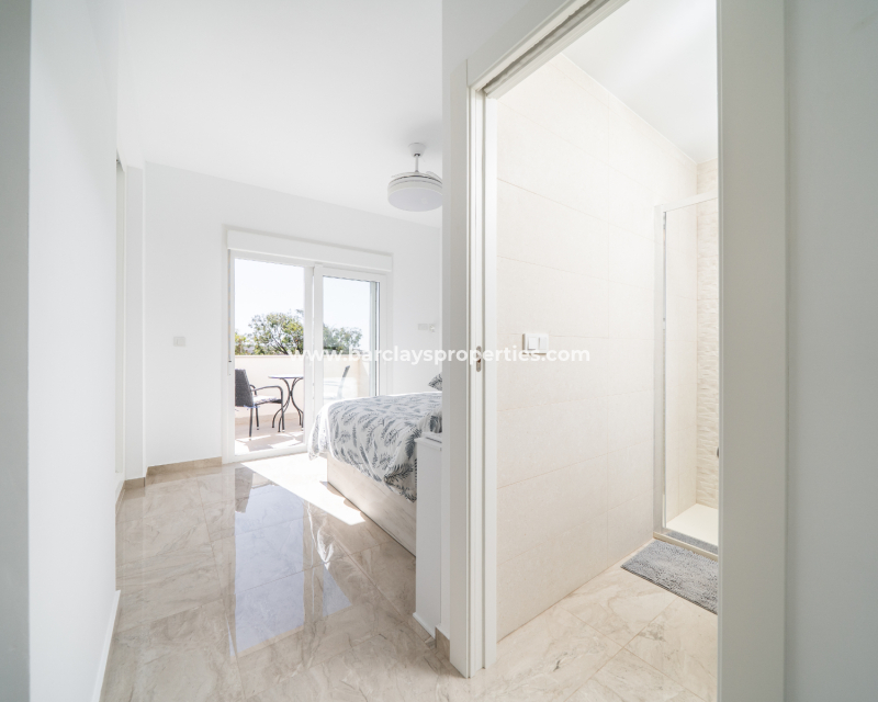 Resale - Fristaende Villa  - Urb. La Marina