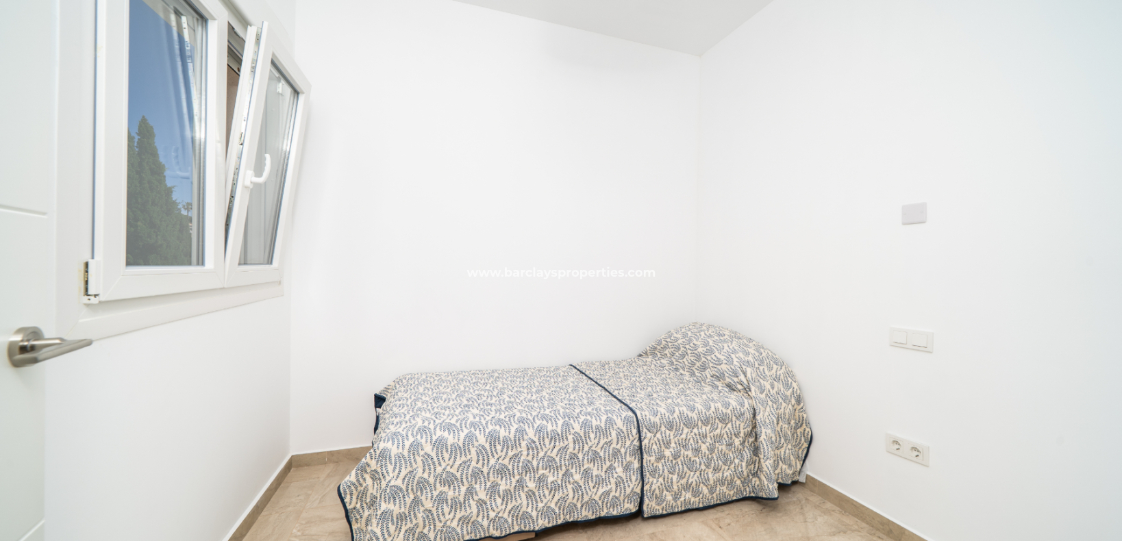 Resale - Fristaende Villa  - Urb. La Marina