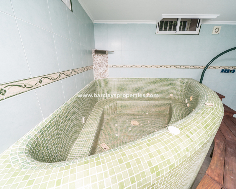 Resale - Fristaende Villa  - Urb. La Marina