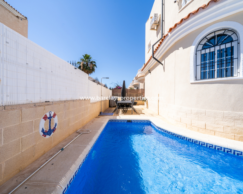 Resale - Fristaende Villa  - Urb. La Marina