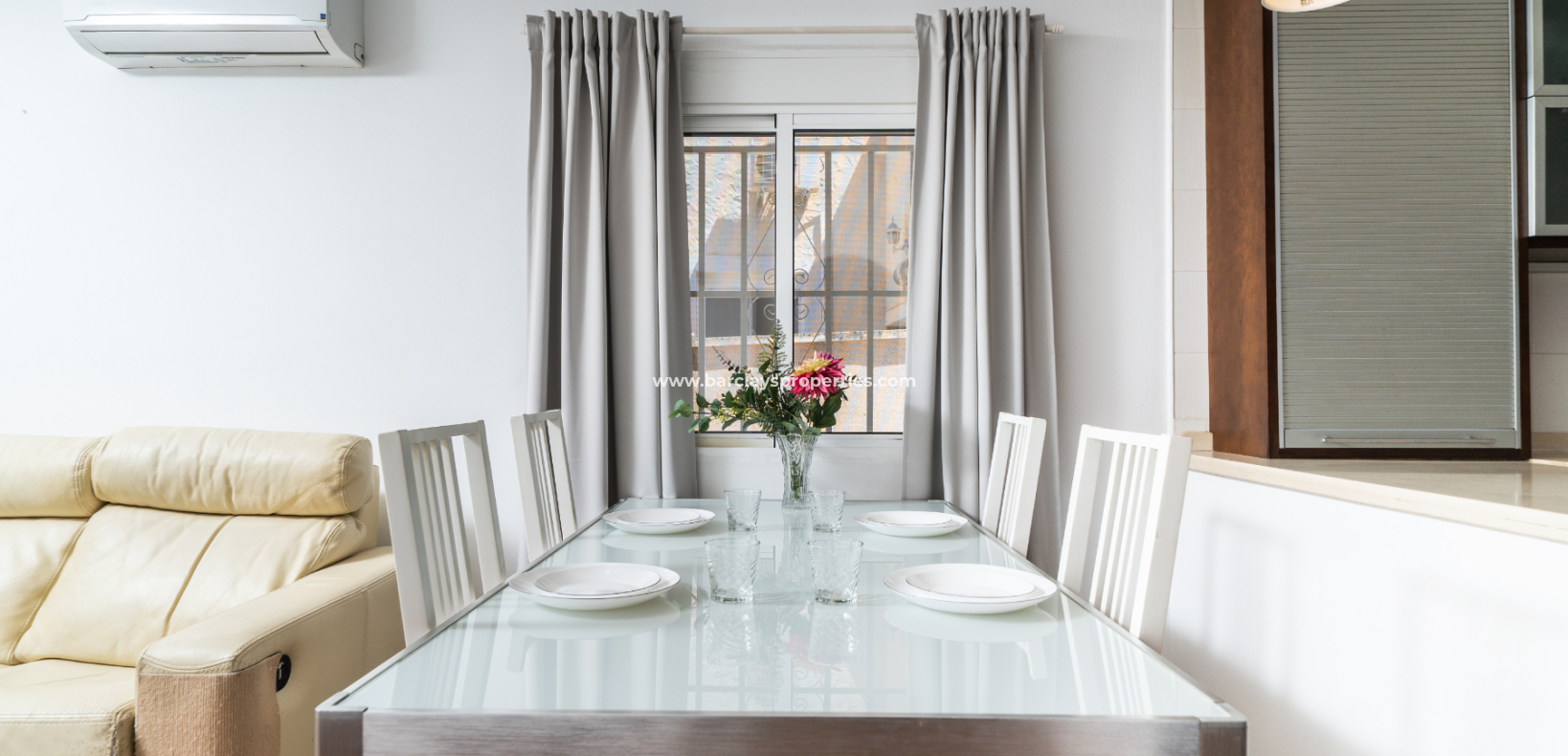 Resale - Fristaende Villa  - Urb. La Marina