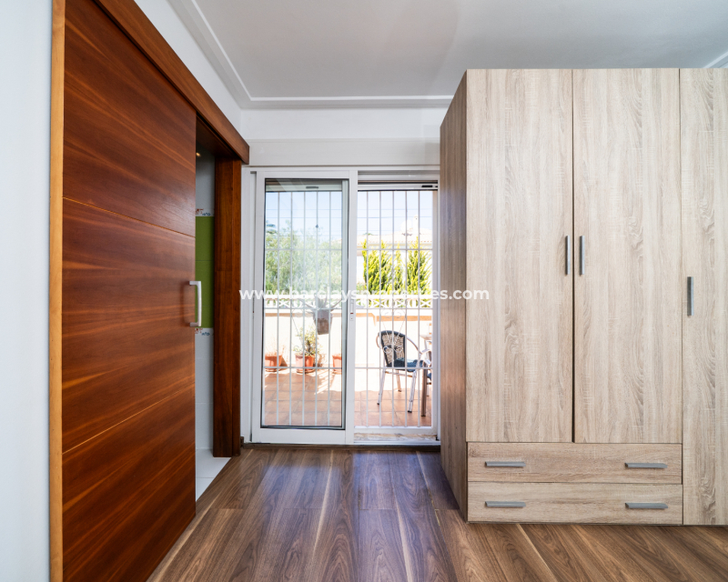 Resale - Fristaende Villa  - Urb. La Marina