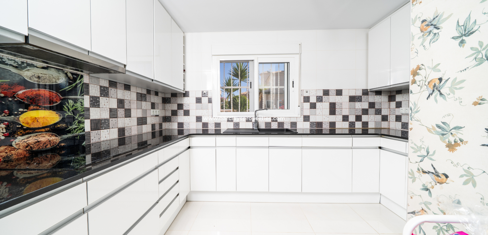 Resale - Fristaende Villa  - Urb. La Marina