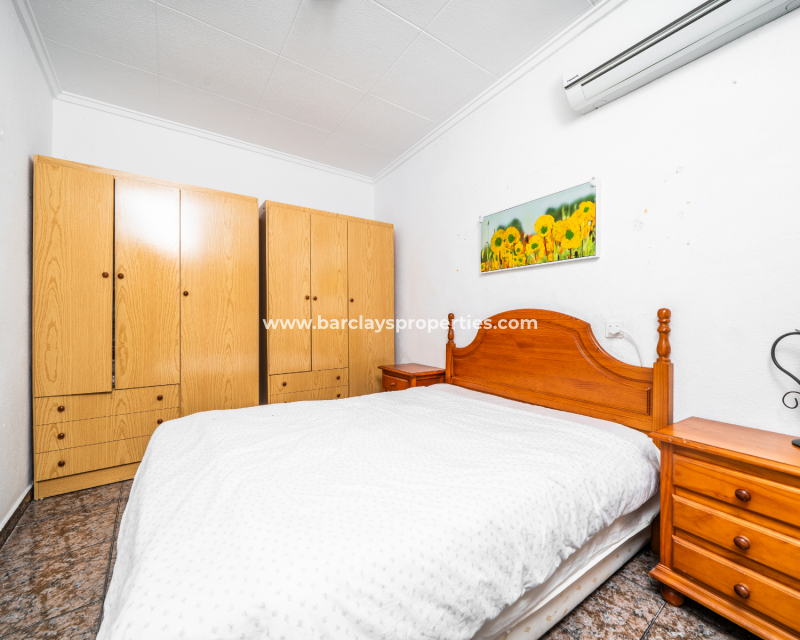 Resale - Fristaende Villa  - Urb. La Marina