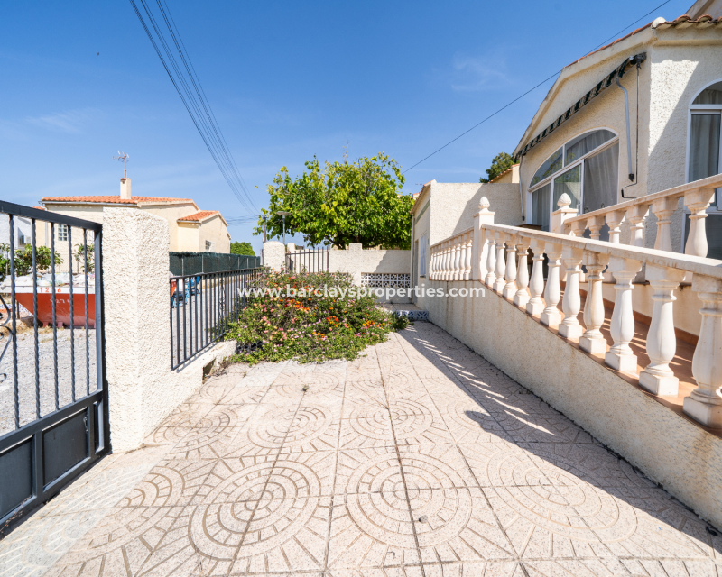 Resale - Fristaende Villa  - Urb. La Marina