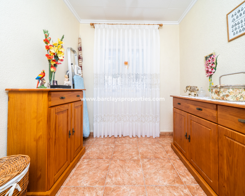 Resale - Fristaende Villa  - Urb. La Marina