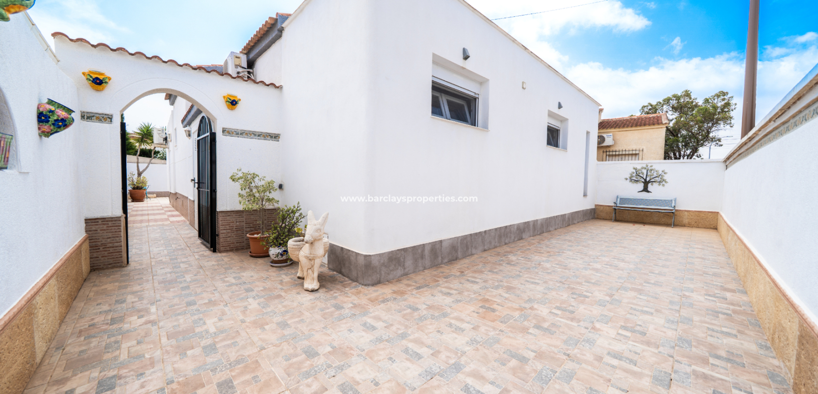 Resale - Fristaende Villa  - Urb. La Marina