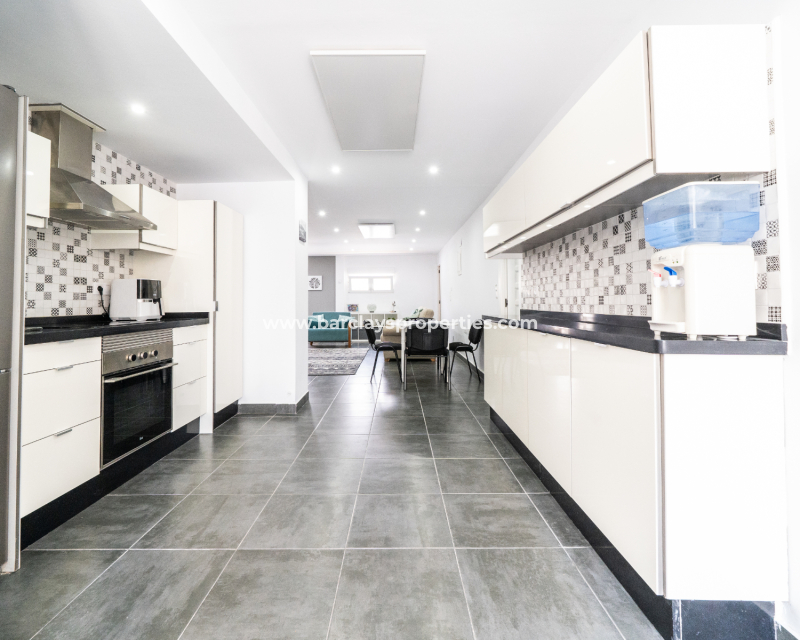 Resale - Fristaende Villa  - Urb. La Marina