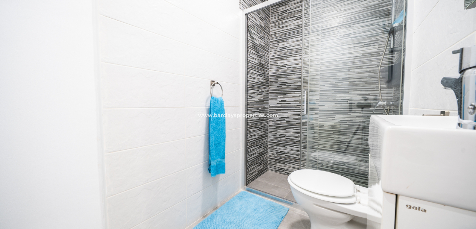 Resale - Fristaende Villa  - Urb. La Marina