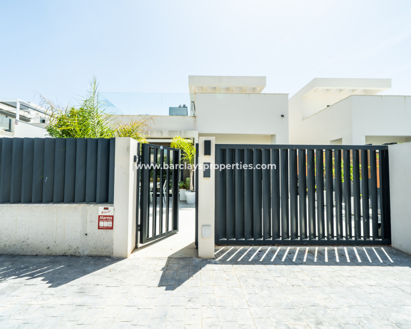Resale - Fristaende Villa  - Urb. La Marina