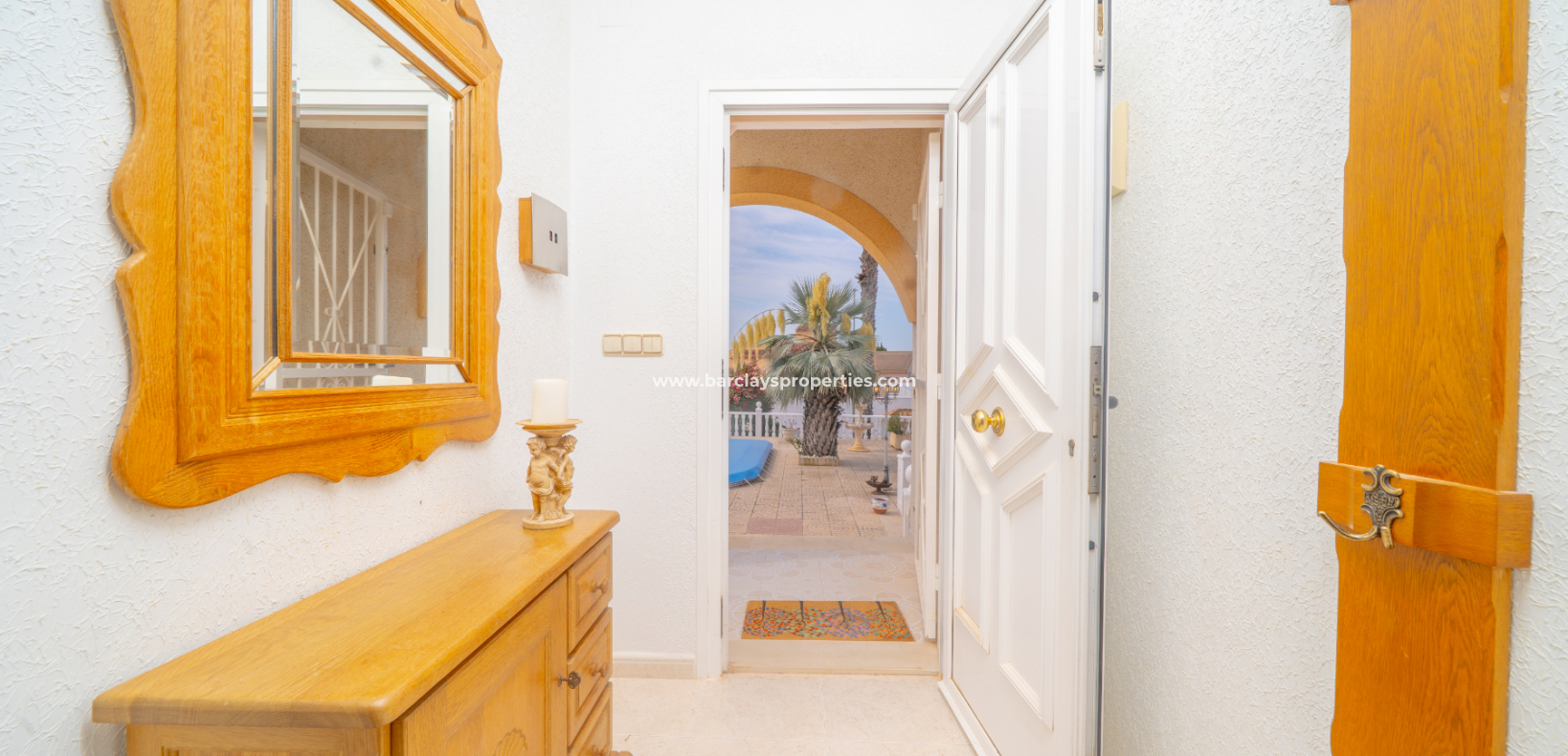 Resale - Fristaende Villa  - Urb. La Marina