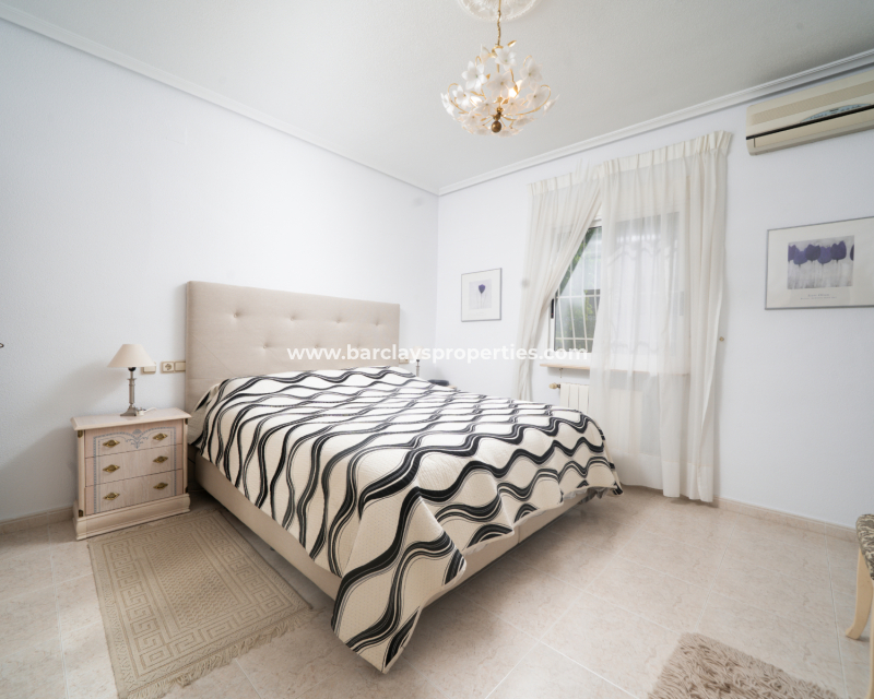 Resale - Fristaende Villa  - Urb. La Marina