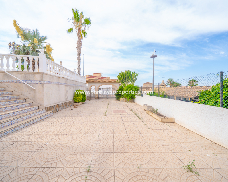 Resale - Fristaende Villa  - Urb. La Marina